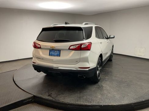 Certified 2019 Chevrolet Equinox LT image 9
