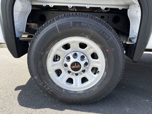 New 2026 GMC Sierra 2500 Pro w/ 1SA Pro Safety Plus Package image 19