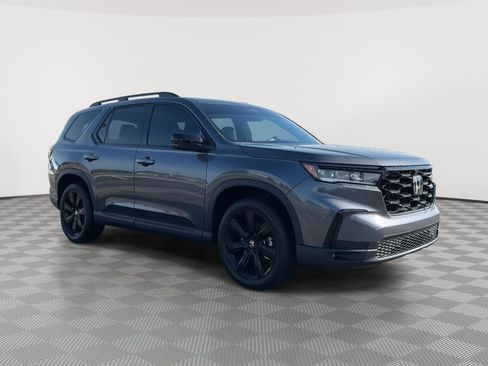 Certified 2025 Honda Pilot Black Edition image 1