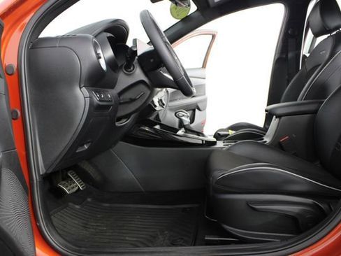 Used 2024 Kia Forte GT-Line image 16