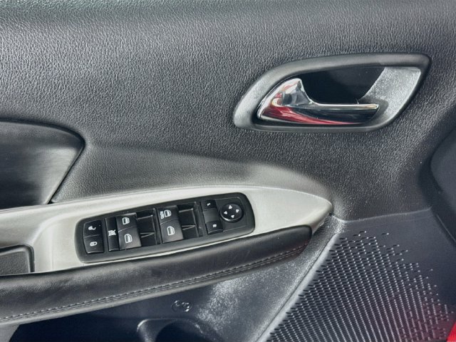 Used 2020 Dodge Journey SE w/ SE Popular Equipment Group FWD image 17