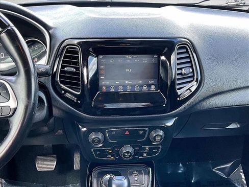 Used 2020 Jeep Compass Altitude image 8