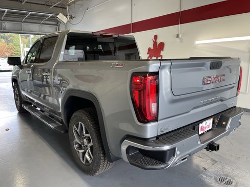 New 2026 GMC Sierra 1500 SLT w/ SLT Premium Plus Package image 6