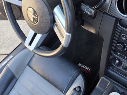 Used 2006 Ford Mustang GT image 37