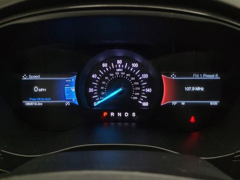 Used 2018 Ford Fusion SE w/ Equipment Group 201A FWD image 23
