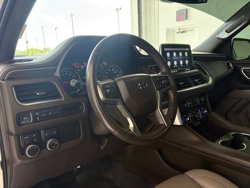 Used 2021 Chevrolet Tahoe Z71 AWD/4WD image 2