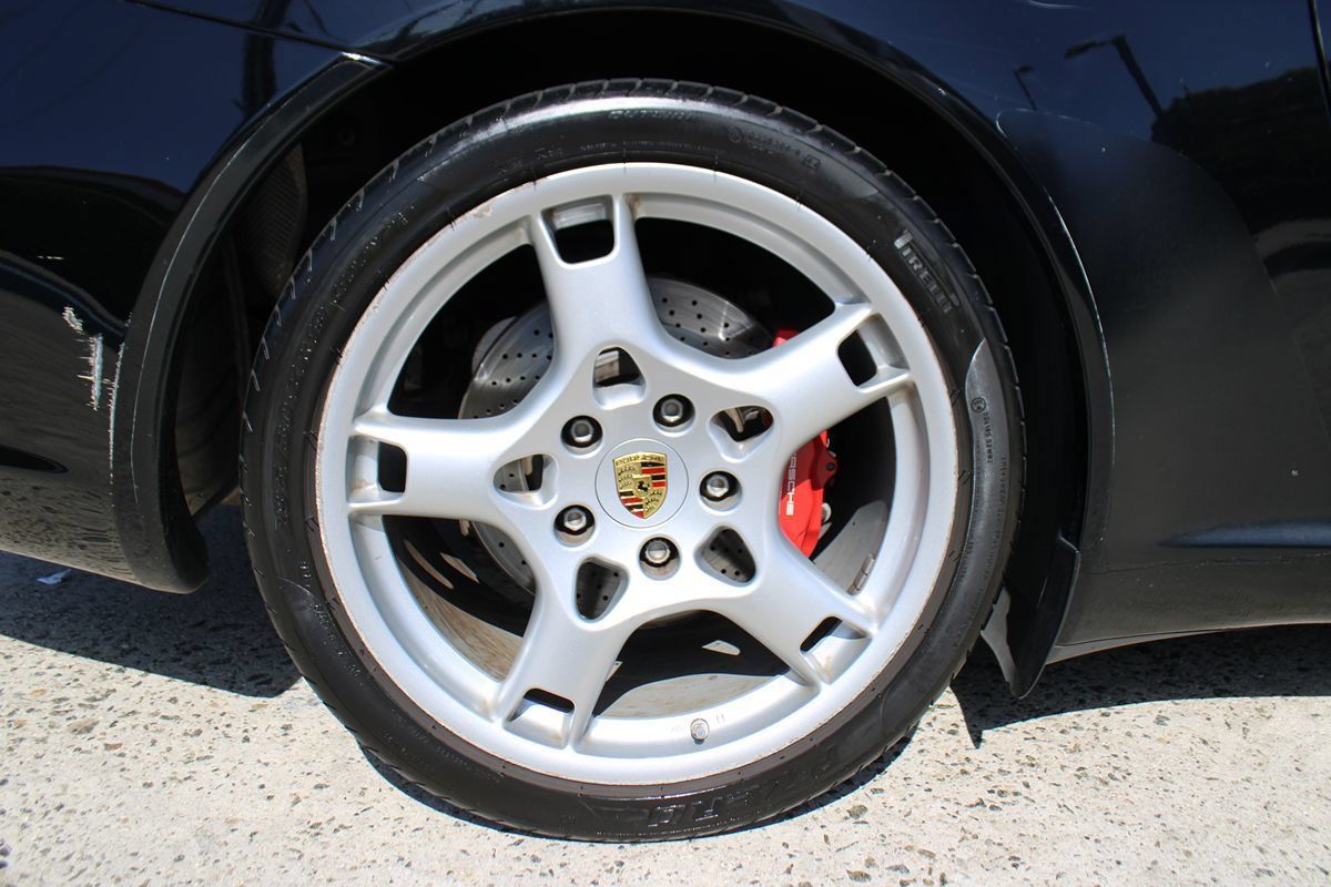 Used 2006 Porsche 911 Carrera S RWD image 36