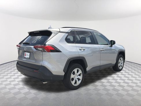 Certified 2021 Toyota RAV4 LE FWD image 17