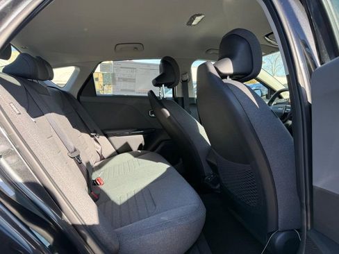 New 2025 Kia K4 EX image 6