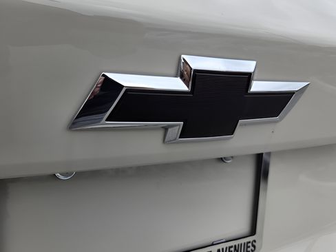 New 2026 Chevrolet Trax RS w/ Driver Confidence Package FWD image 31