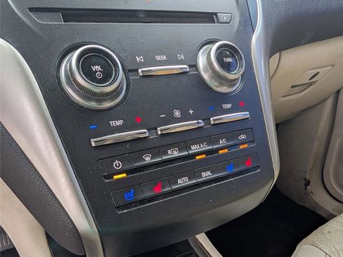 Used 2015 Lincoln MKC FWD w/ Equipment Group 102A Reserve image 18