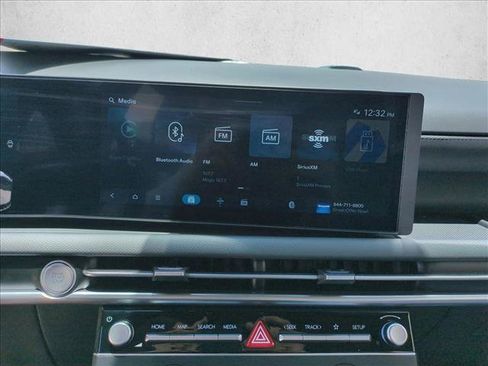 Used 2025 Hyundai Santa Cruz SE FWD image 14