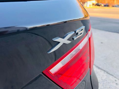Used 2017 BMW X3 xDrive28i image 16