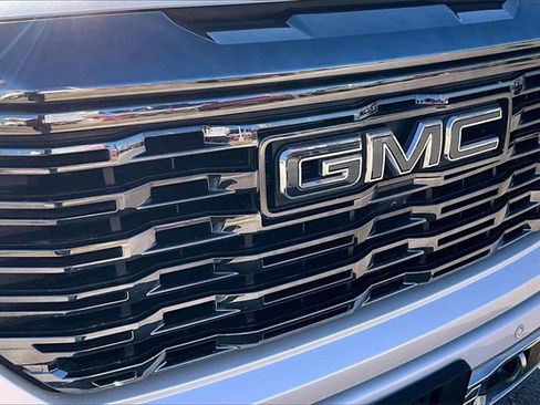 Used 2024 GMC Sierra 1500 Denali Ultimate image 27