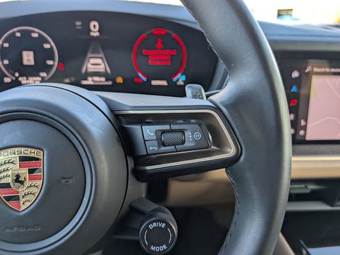 Used 2024 Porsche Cayenne image 24