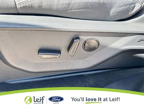 Used 2025 Ford Expedition Active image 18