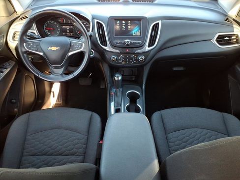 Used 2018 Chevrolet Equinox LT image 16