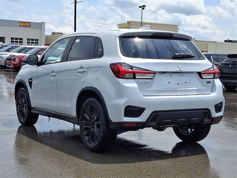 New 2025 Mitsubishi Outlander Sport LE image 3