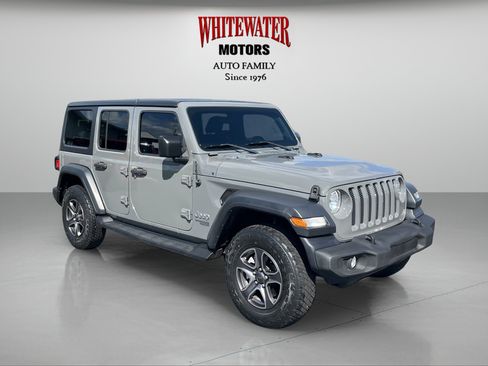 Used 2018 Jeep Wrangler Unlimited Sport S AWD/4WD image 7