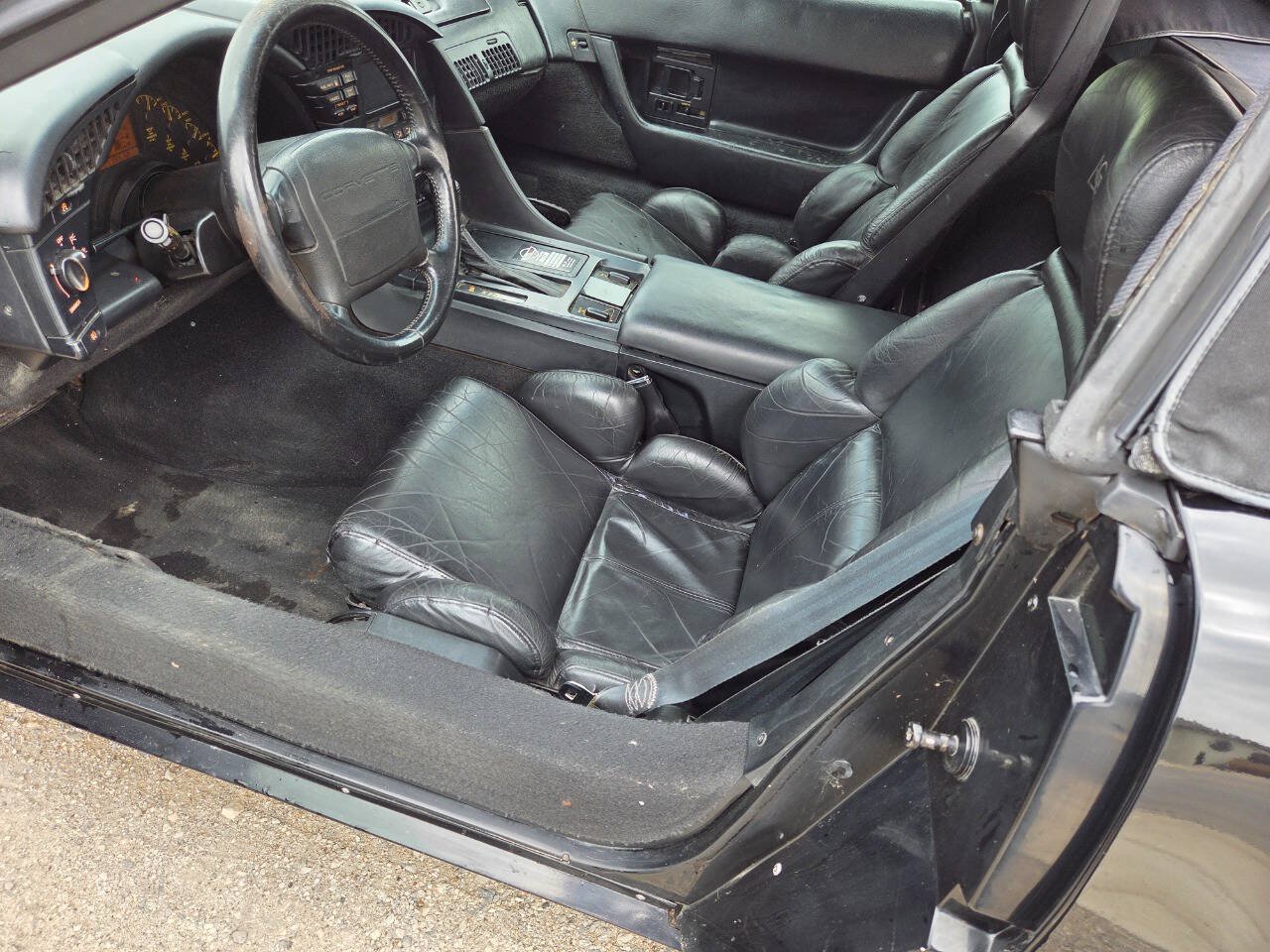 Used 1993 Chevrolet Corvette Convertible RWD image 13