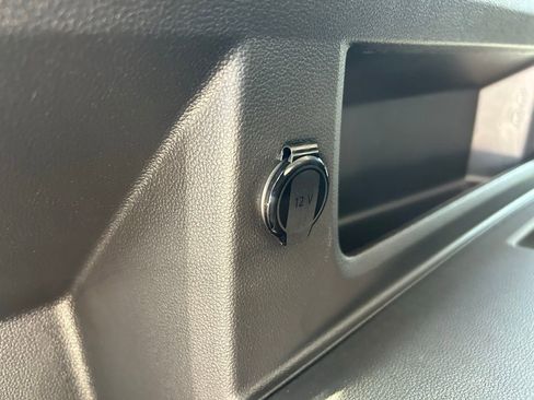 New 2026 Volkswagen Atlas SE image 43