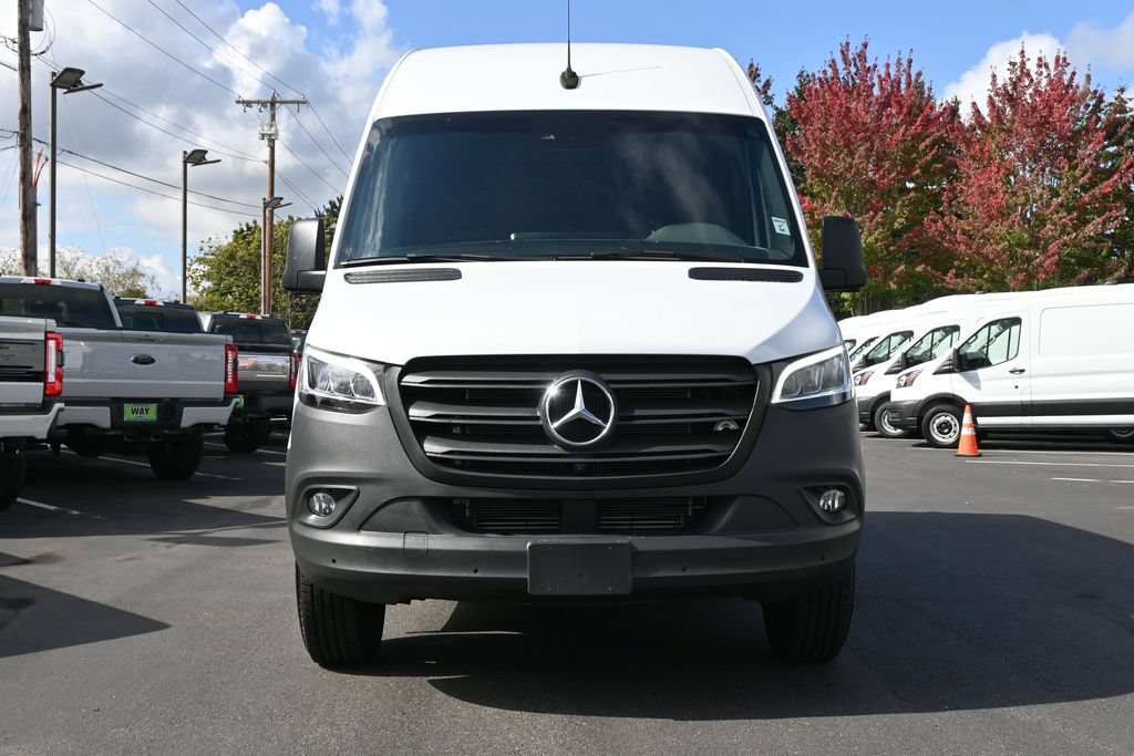 Used 2023 Mercedes-Benz Sprinter 2500 image 6