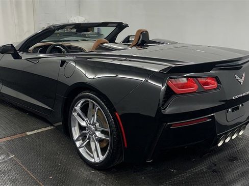 Used 2014 Chevrolet Corvette Stingray Convertible image 40