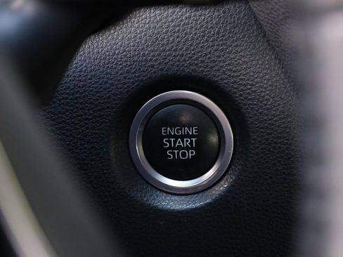 Certified 2023 Toyota Corolla SE image 14