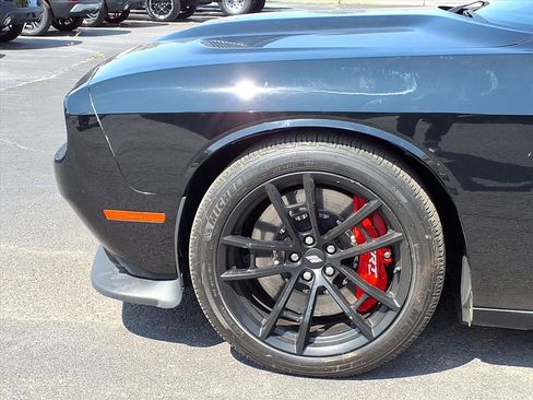 Used 2023 Dodge Challenger R/T Scat Pack w/ Plus Package image 6