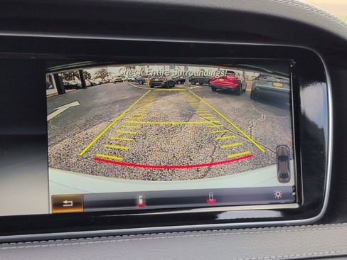 Used 2015 Mercedes-Benz S 550 Sedan image 17