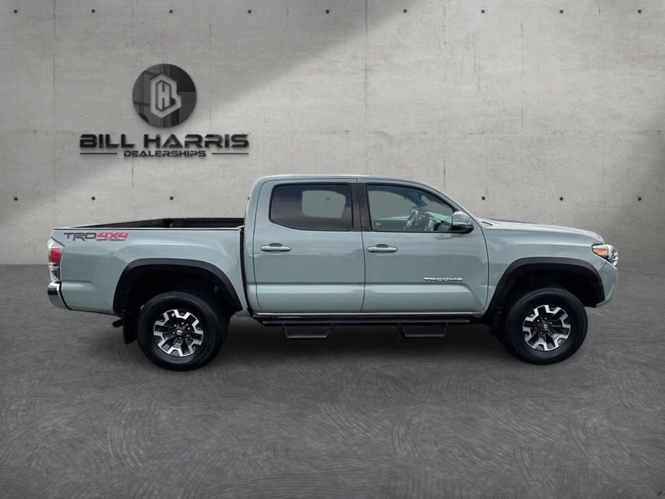 Used 2023 Toyota Tacoma TRD Off-Road AWD/4WD image 5