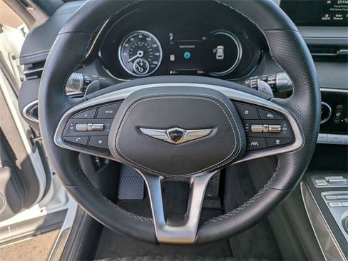 Used 2025 Genesis GV70 3.5T Sport w/ Sport Advanced Package image 18
