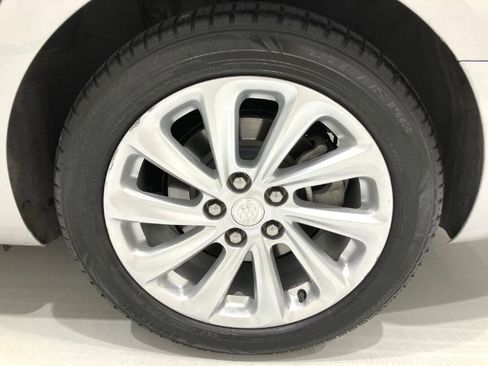 Used 2016 Buick LaCrosse image 22