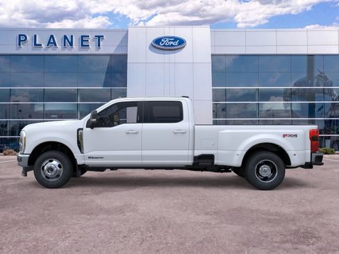 New 2026 Ford F350 Lariat w/ Lariat Ultimate Package AWD/4WD image 3
