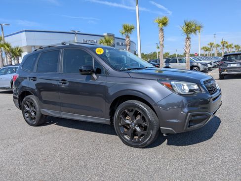 Used 2018 Subaru Forester 2.5i Premium image 2
