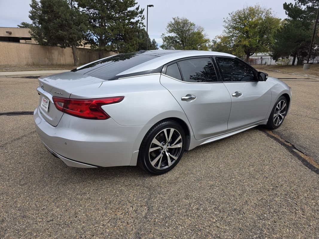 Used 2017 Nissan Maxima Platinum FWD image 8