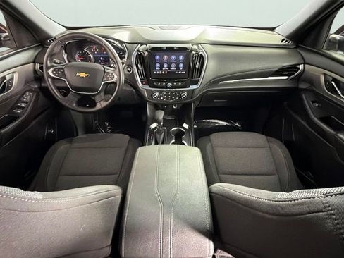 Used 2022 Chevrolet Traverse LT FWD image 34