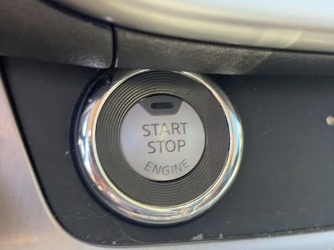 Certified 2020 Nissan Murano SV w/ Cargo Package image 20