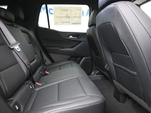 New 2026 Chevrolet Equinox LT w/ Convenience Package II image 8