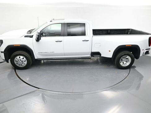 New 2026 GMC Sierra 3500 Denali Ultimate image 33