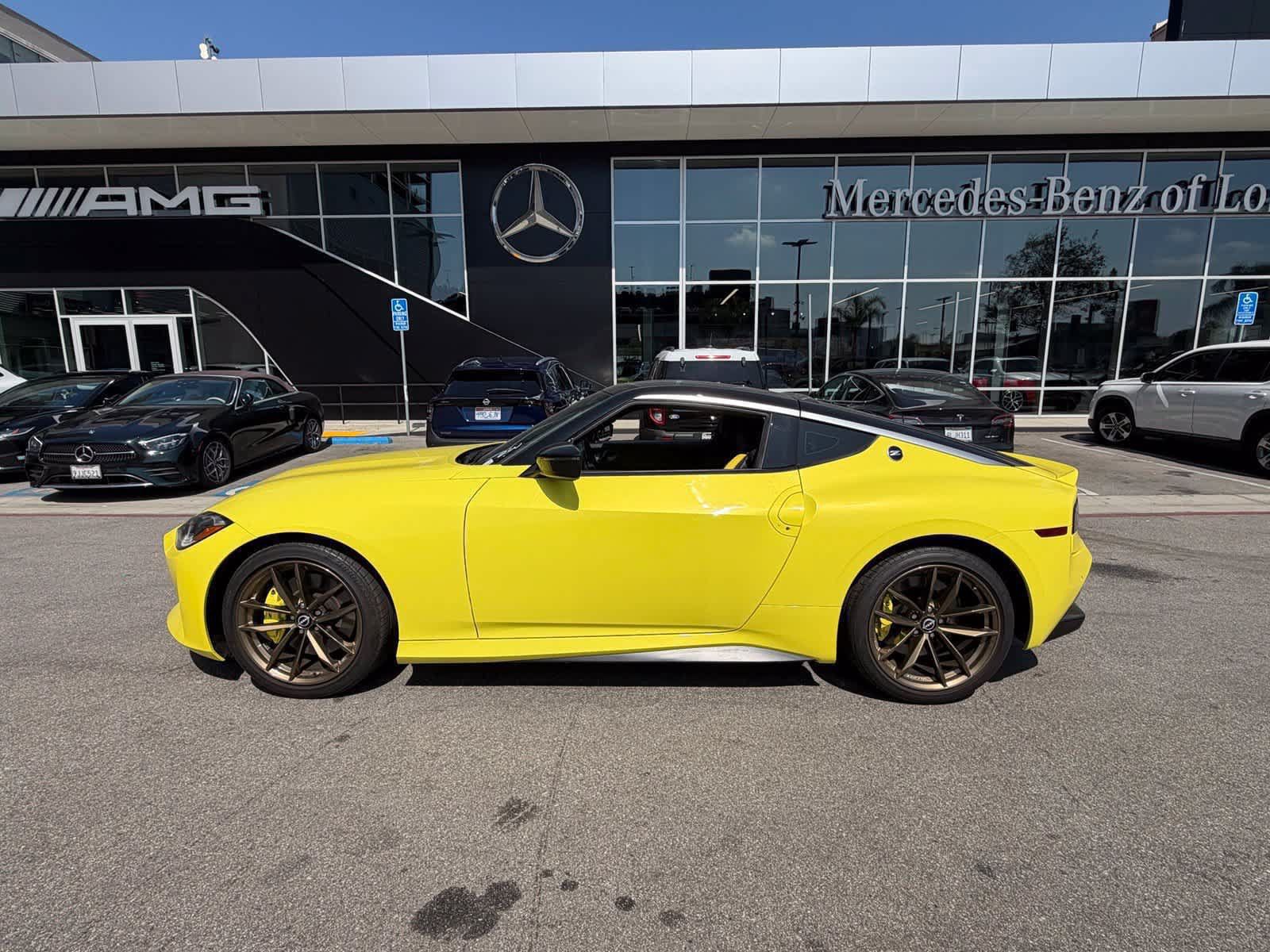 Used 2023 Nissan Z w/ Floor Mat Package (L93) RWD image 5