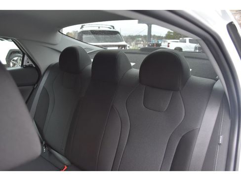 New 2026 Hyundai Elantra SE image 27