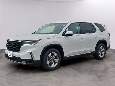 New 2025 Honda Pilot EX-L image 1
