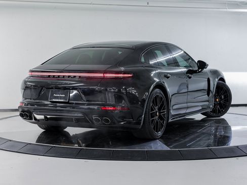 New 2026 Porsche Panamera GTS image 7