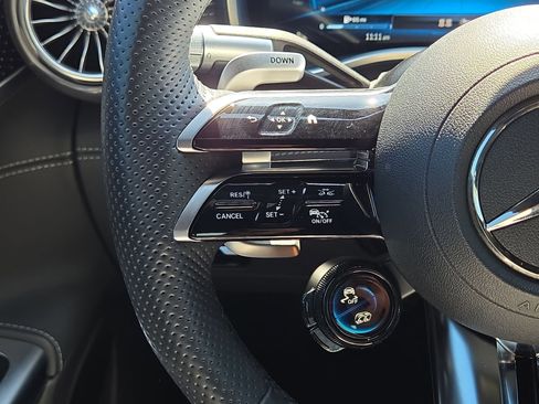 Used 2023 Mercedes-Benz SL 43 AMG image 21