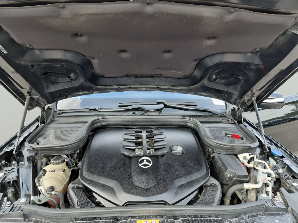 Used 2021 Mercedes-Benz GLS 580 4MATIC image 15