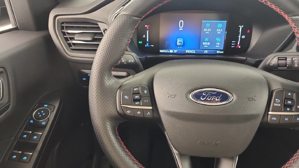 Used 2024 Ford Escape ST-Line w/ Tech Pack #1 AWD/4WD image 17