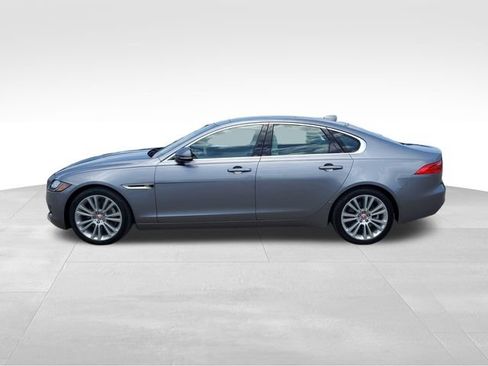 Used 2020 Jaguar XF Prestige AWD/4WD image 7