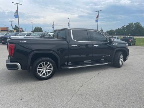 Used 2019 GMC Sierra 1500 SLT w/ SLT Premium Package AWD/4WD image 18