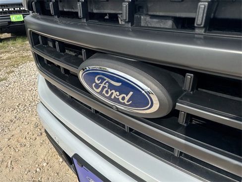 Certified 2021 Ford F150 Lariat image 34